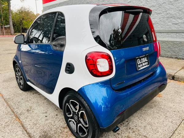 Smart fortwo 2016 price $8,500