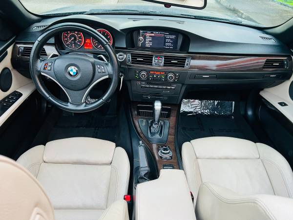 BMW 3-Series 2011 price $10,900
