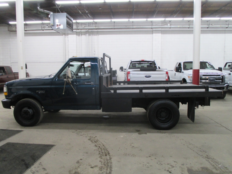 Ford F-350 XL 2WD Flat Bed 1997 price $9,950