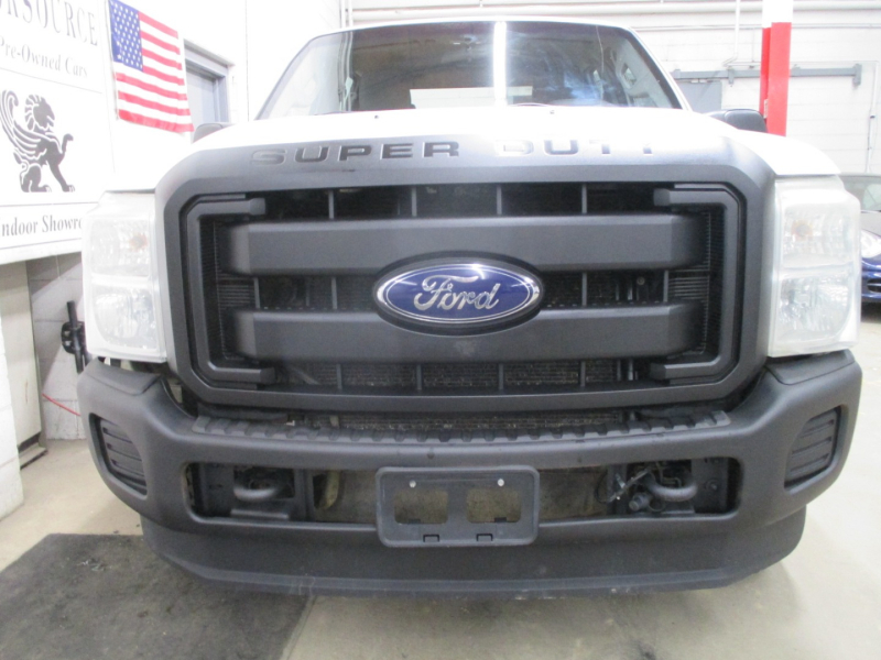 Ford Super Duty F-250 XL 4WD 2011 price $10,950