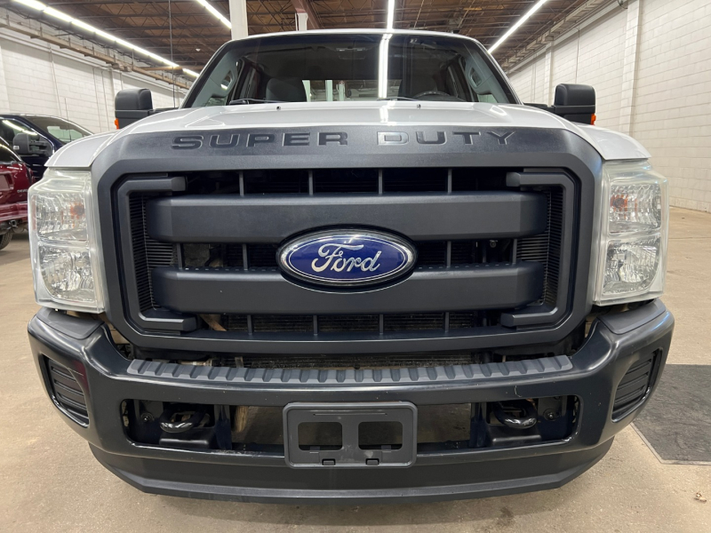 Ford Super Duty F-250 XL 4WD 2015 price $13,950