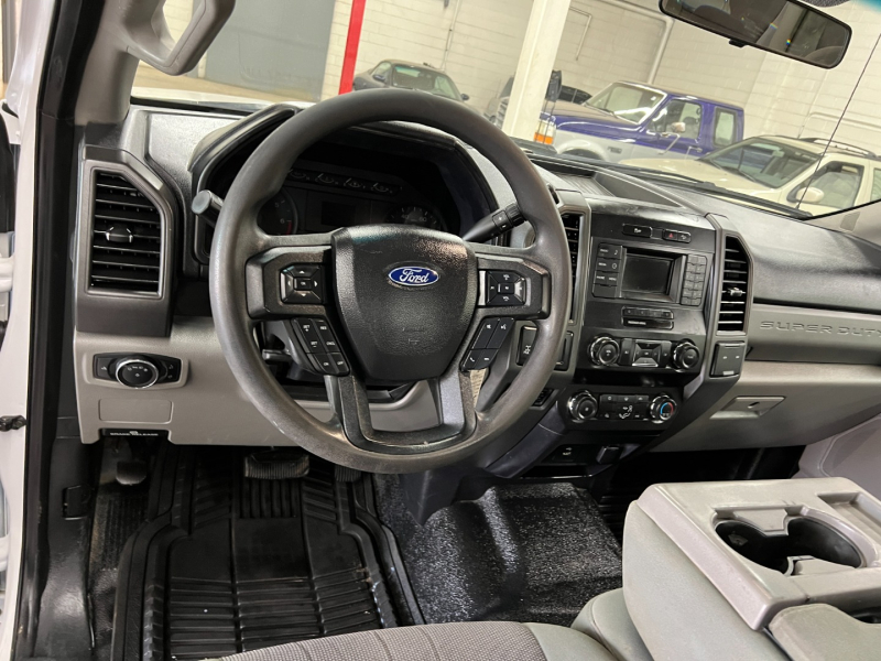Ford Super Duty F-250 XL 4WD 2019 price $18,950