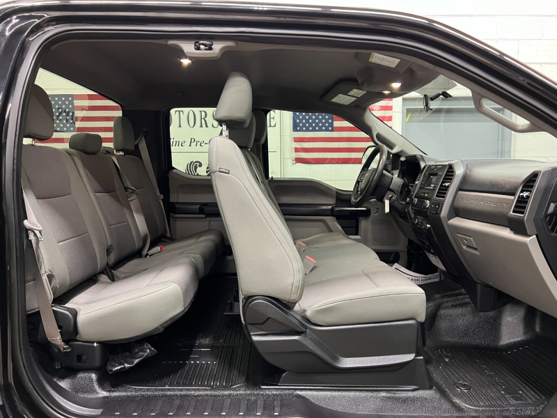 Ford Super Duty F-250 XL 4WD 2018 price $26,950