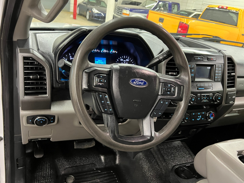 Ford Super Duty F-250 XL 4WD 2019 price $25,950