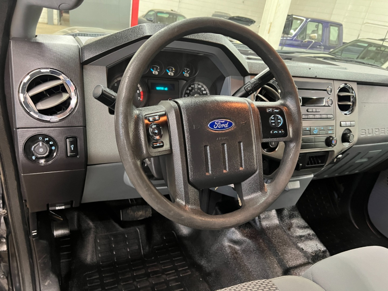 Ford Super Duty F-250 XLT 4WD 2013 price $16,950