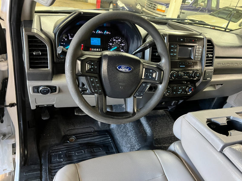 Ford Super Duty F-250 XL 4WD 2019 price $27,950