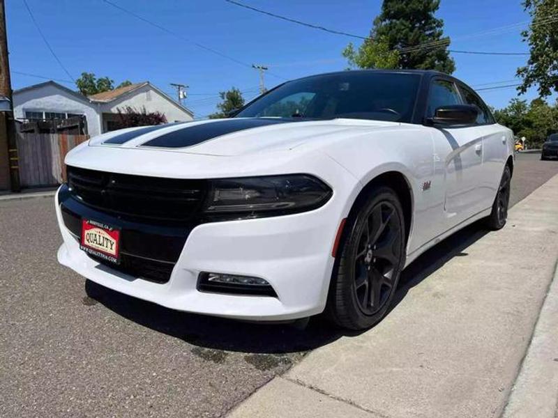 Dodge Charger 2017 price $24,995