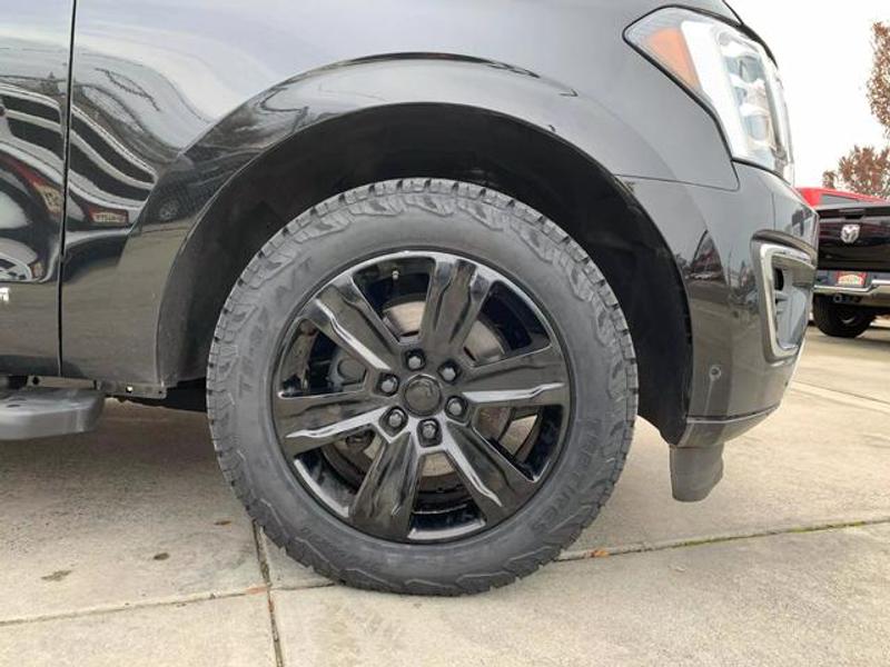 Ford Expedition MAX 2018 price $35,995