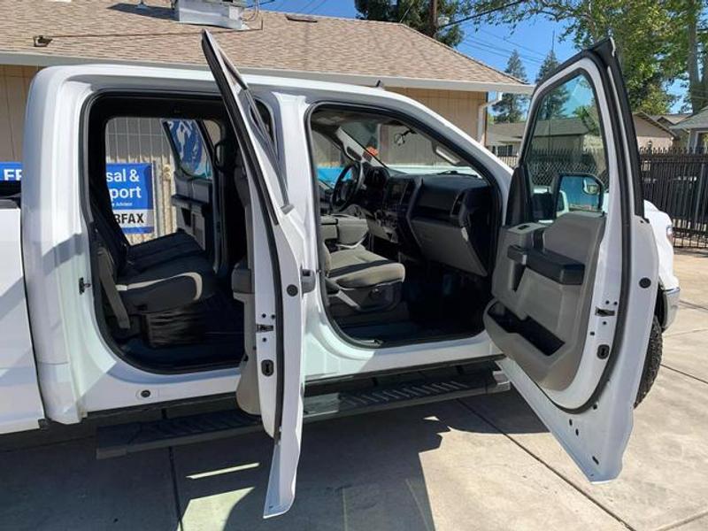 Ford F150 SuperCrew Cab 2019 price $22,595