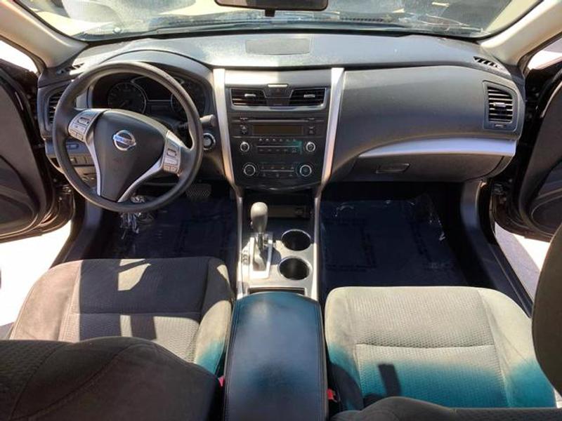 Nissan Altima 2015 price $9,985