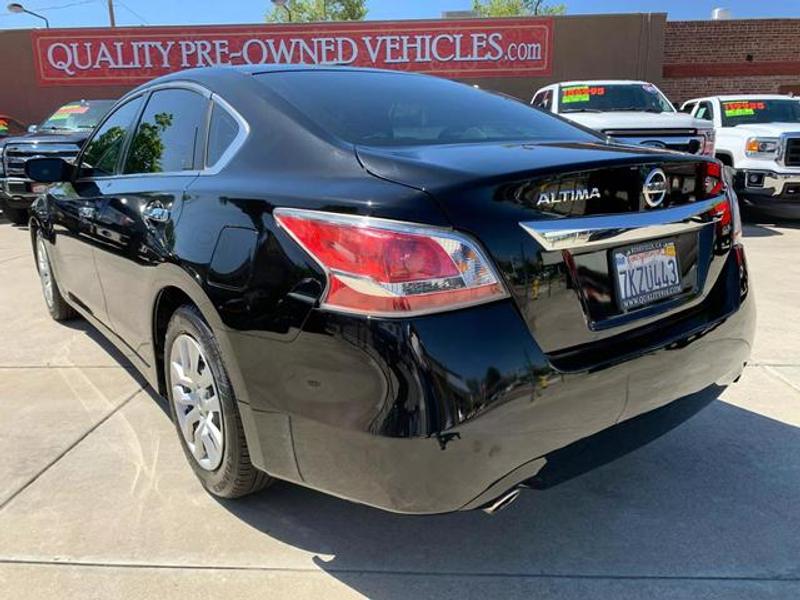 Nissan Altima 2015 price $9,985