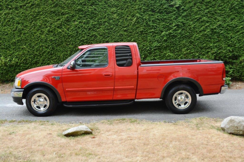 Ford F-150 2000 price $8,995