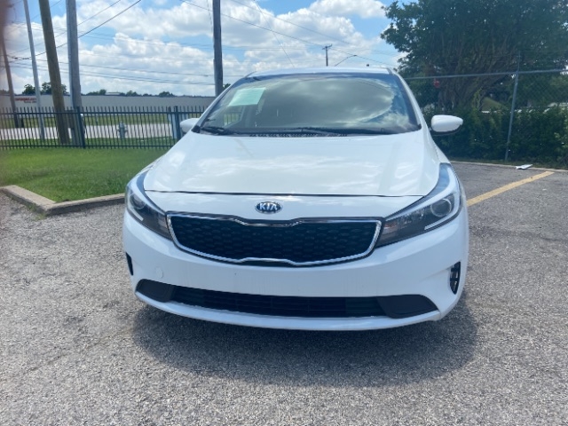 Kia Forte 2018 price Call for Pricing.
