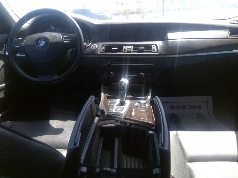 BMW 5-Series 2013 price $15,050