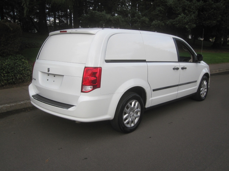 RAM Cargo Van 2014 price $7,995