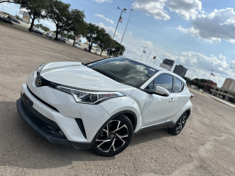 Toyota  2018 price $18,995