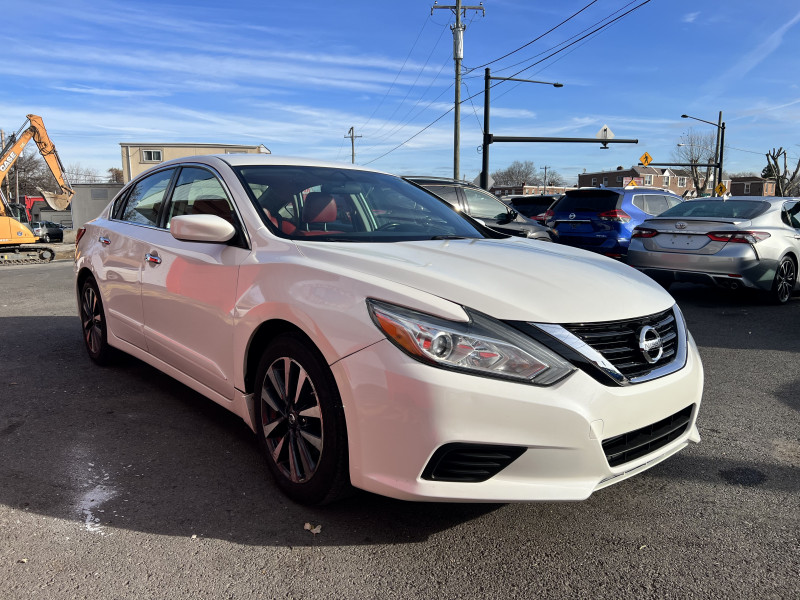 Nissan Altima 2016 price $14,900