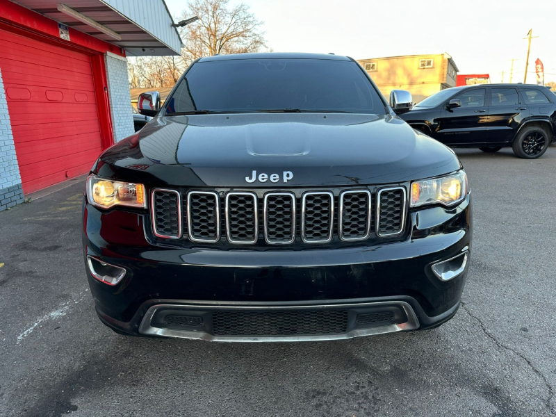 Jeep Grand Cherokee 2017 price Call for price