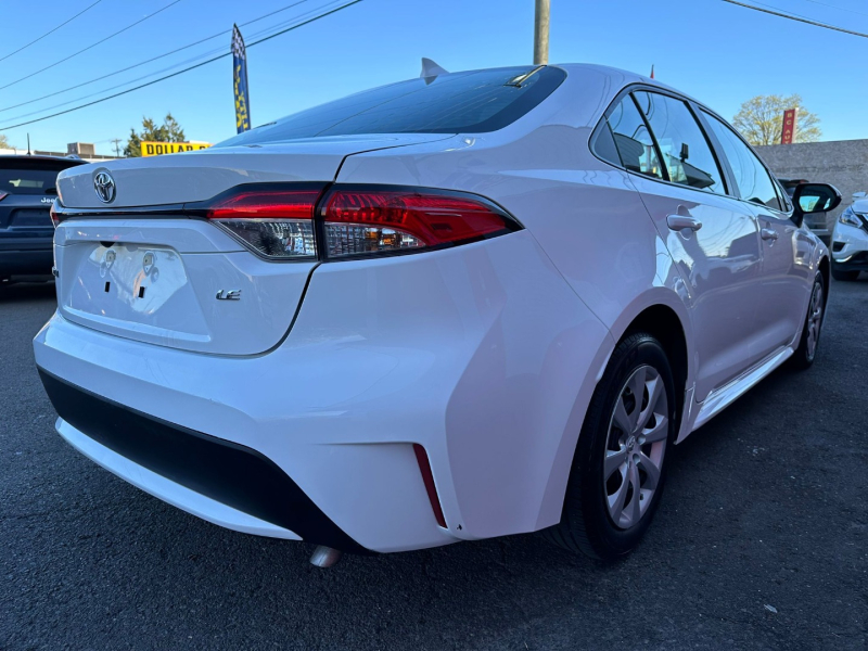 Toyota Corolla 2022 price $21,900