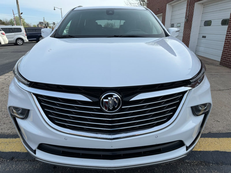 Buick Enclave 2022 price $32,900