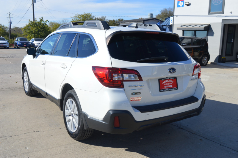 Subaru Outback 2019 price $18,950