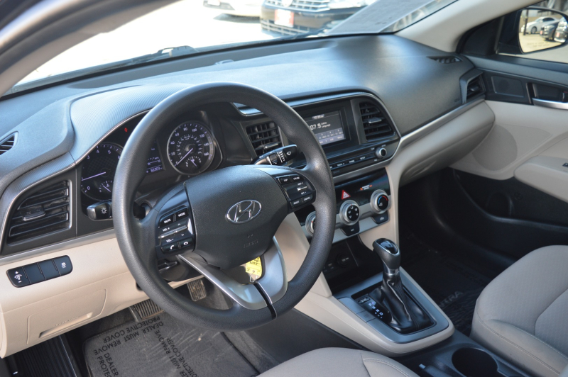 Hyundai Elantra 2019 price $15,500