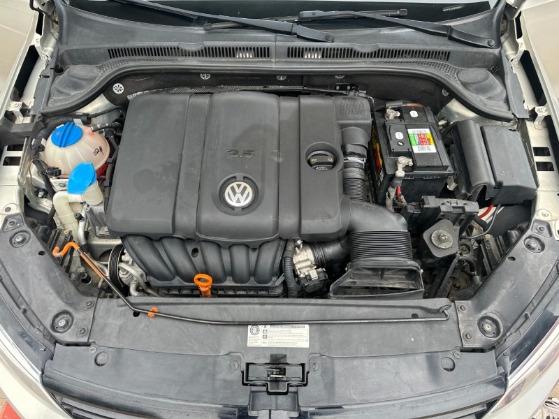 Volkswagen Jetta Sedan 2012 price $6,500