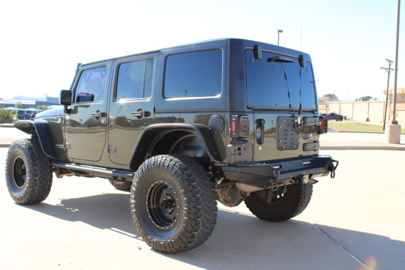 Jeep Wrangler Unlimited 2015 price $26,995