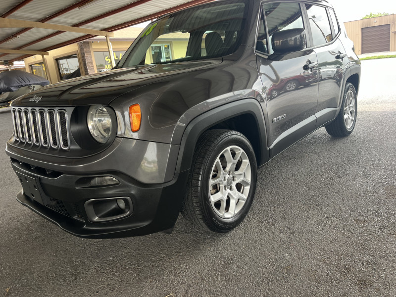 Jeep Renegade 2018 price $10,900