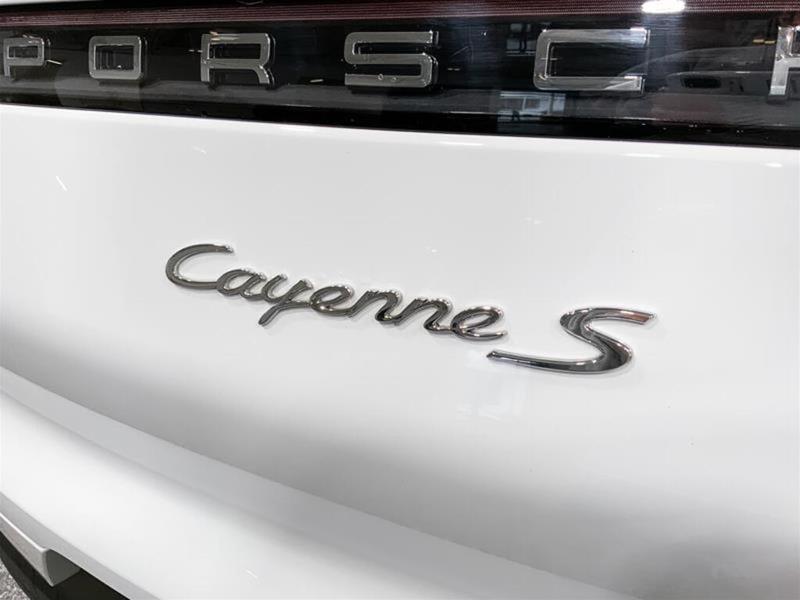 Porsche Cayenne 2023 price $119,931