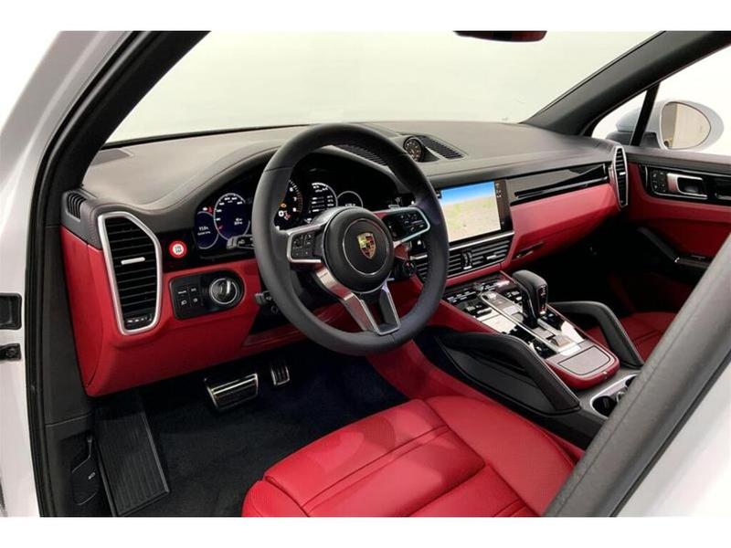 Porsche Cayenne 2023 price $113,389