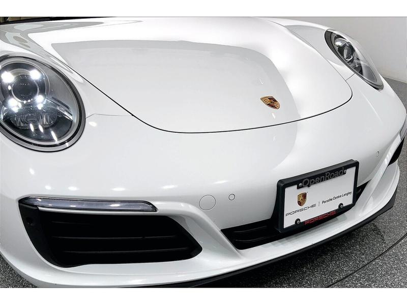 Porsche 911 2017 price $97,900