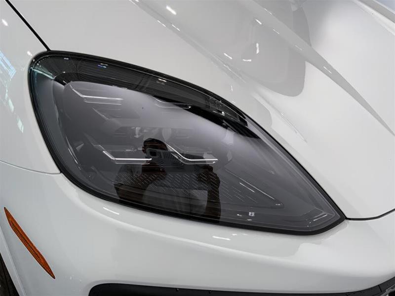Porsche Cayenne 2024 price $109,900