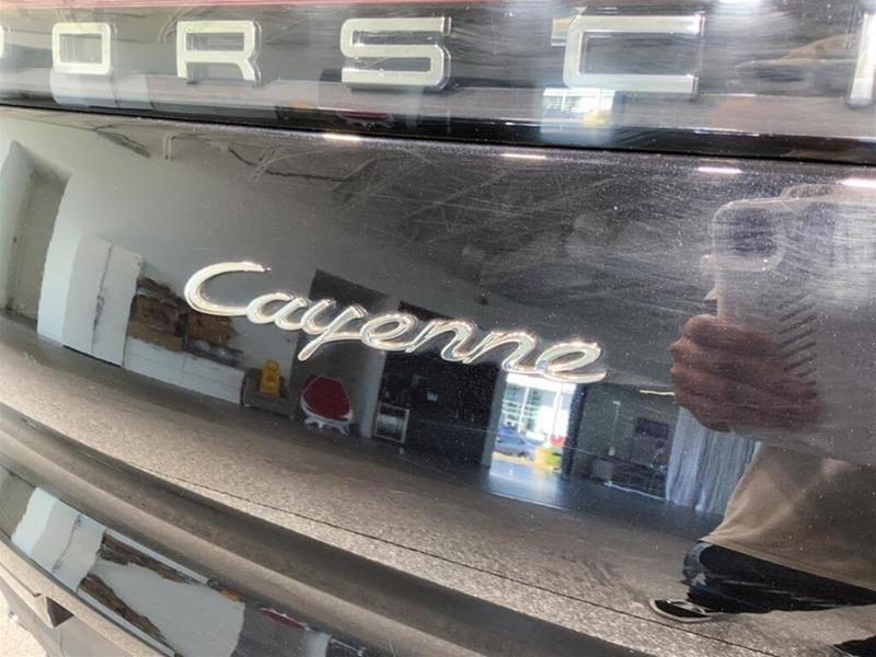 Porsche Cayenne 2021 price $75,000