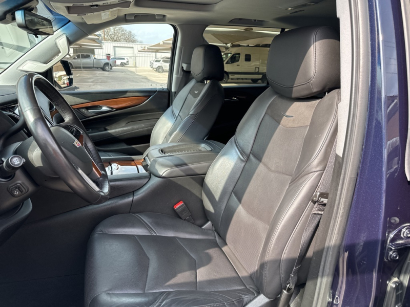 Cadillac Escalade ESV 2020 price $43,347