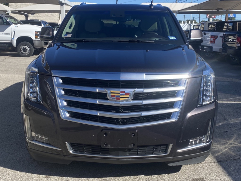 Cadillac Escalade 2015 price $25,400