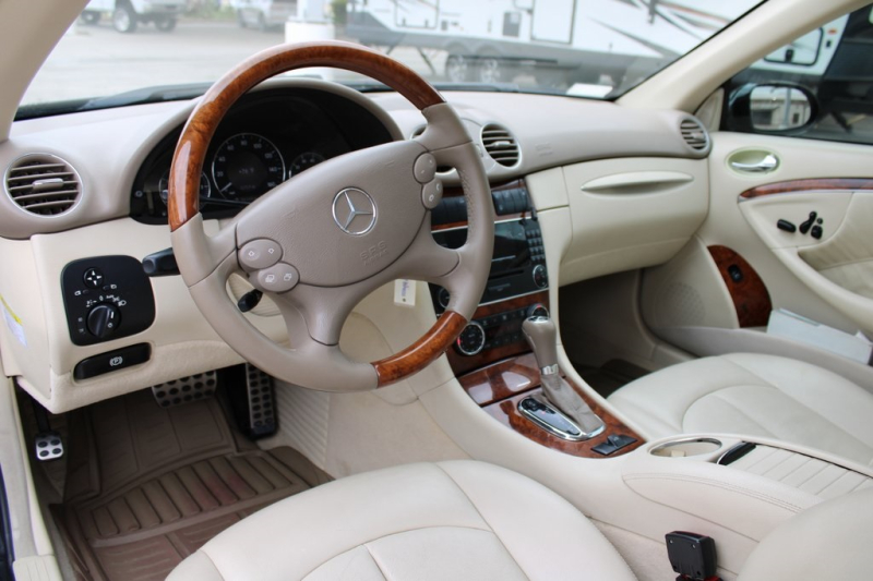Mercedes-Benz CLK 2007 price $10,900
