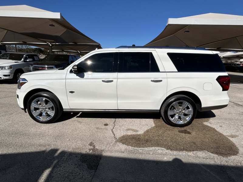 Ford Expedition Max 2023 price $71,714