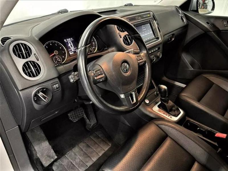 Volkswagen Tiguan 2016 price $12,995
