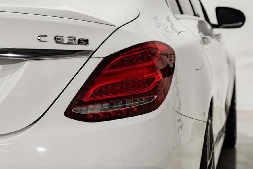 Mercedes-Benz C-Class 2015 price $38,995