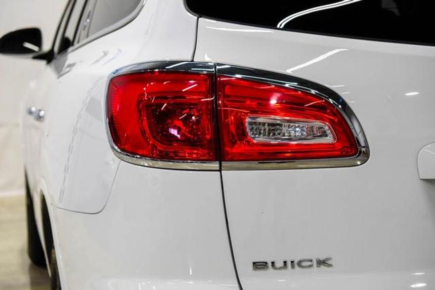 Buick Enclave 2017 price $19,995