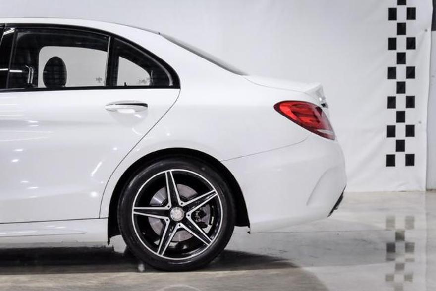 Mercedes-Benz C-Class 2016 price $21,995