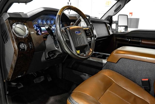 Ford F350 Super Duty Crew Cab 2015 price $39,995