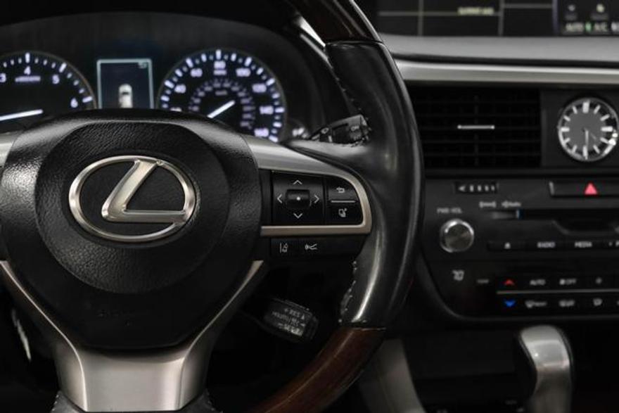 Lexus RX 2017 price $25,995
