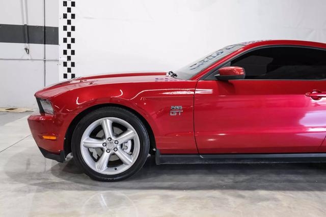 Ford Mustang 2010 price $17,495