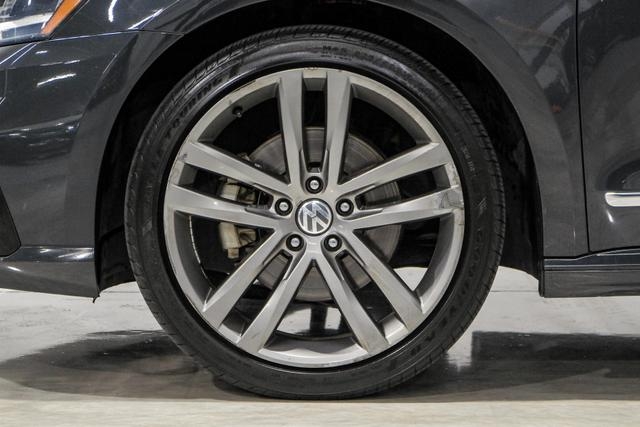Volkswagen Passat 2017 price $11,995