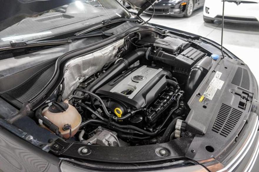Volkswagen Tiguan 2016 price $13,495