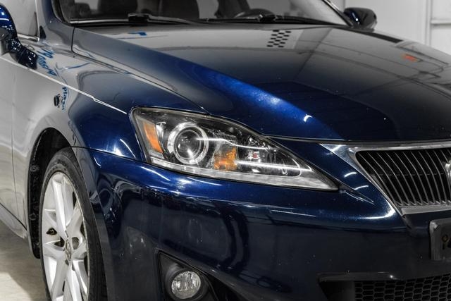 Lexus IS 2011 price $11,495
