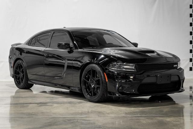 Dodge Charger 2017 price $31,995