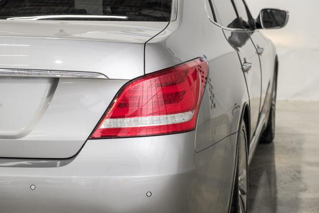 Hyundai Equus 2014 price $14,695